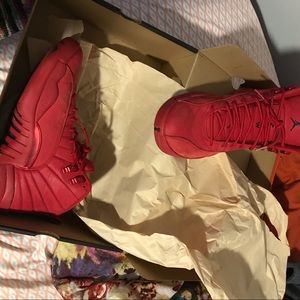 Red 12s (SEND OFFERS)